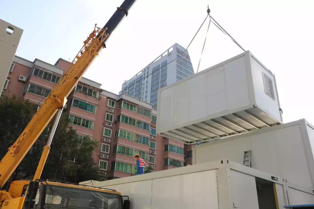 建證戰(zhàn)疫！中建集團建設(shè)全國各地20余所集中收治醫(yī)院(圖11)